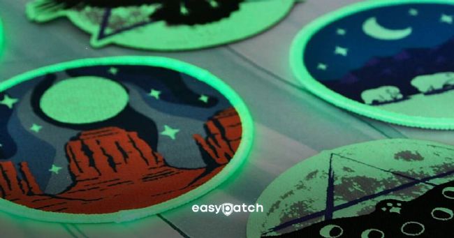 Cosa sono le patch glow in the dark